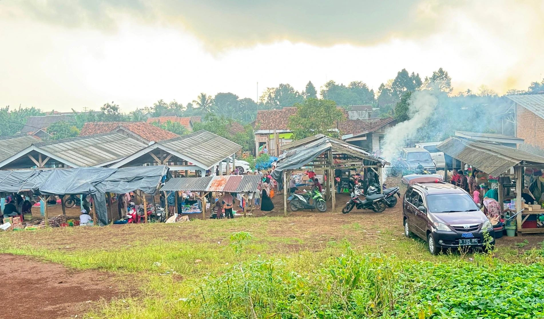 PASAR MINGGU BATU LIMA